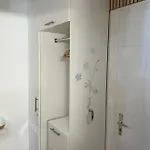 Studio moderne et chaleureux au coeur de Geneve - parfait pour courts sejours